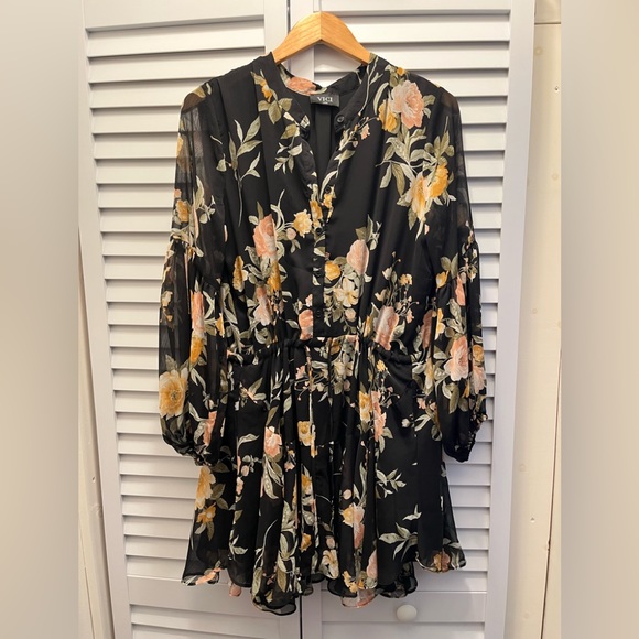 Vici Dresses & Skirts - Vici Dress